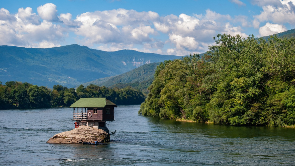 Kućica na Drini