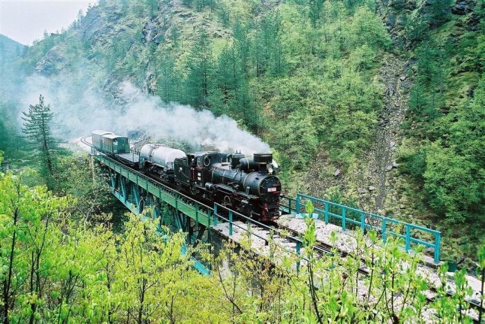 Šarganska osmica je čuvena muzejsko-turistička železnica smeštena u zapadnoj Srbiji