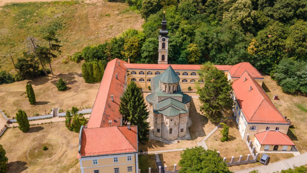 Manastir Novo Hopovo